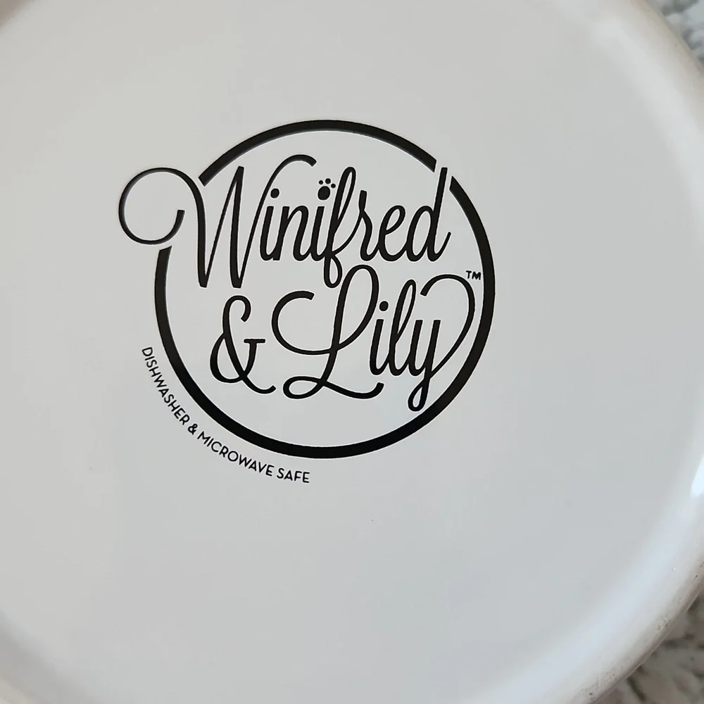 Winifred & Lily Dog Eat Food Bowl Retro Blue And White Striped Bowl With Bone